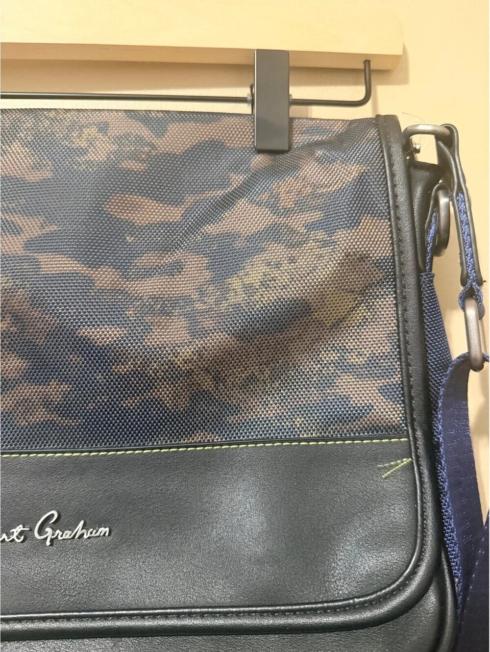 Robert Graham Cormac Navy Camo Crossbody Messenger Bag NWT MSRP $198